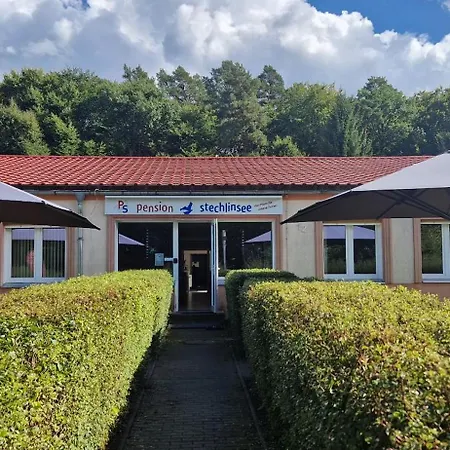 Stechlinsee 2* نويغلوبسوف